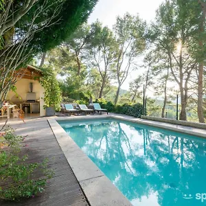 https://le-mas-des-roches.aixenprovencehotels.org
