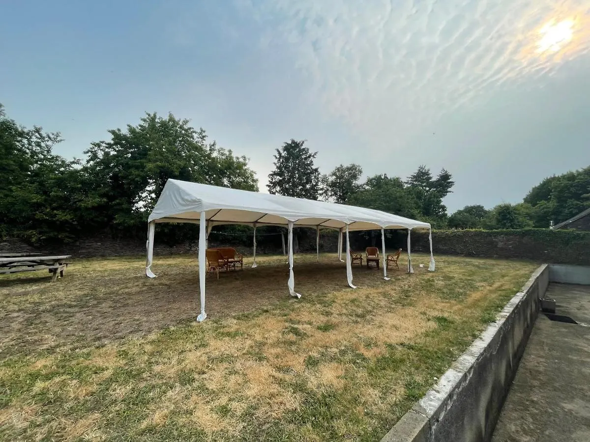 Auberge Val Sans Retour Trehorenteuc 0*,  France