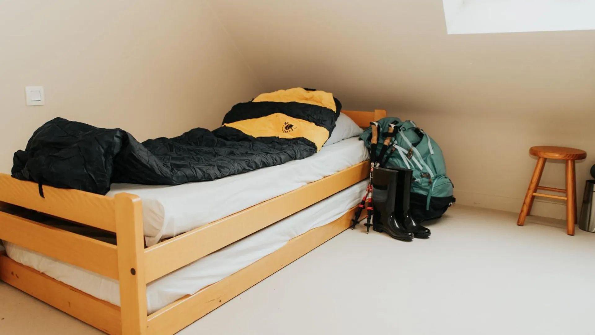 Auberge Val Sans Retour Trehorenteuc Inn